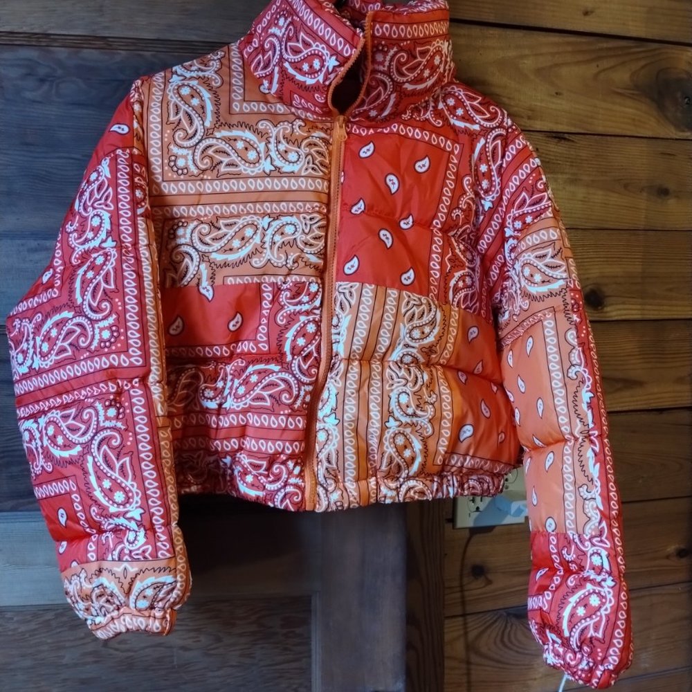 Azalea Wang Bandana Puffer Jacket - Picture 3 of 3